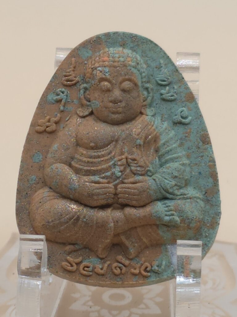 พระสังกัจจายน์ รุ่นรวยดีรวย เนื้อฟ้า-อิฐ ตะกรุด1ดอก หลวงปู่ศิลา ปี2567